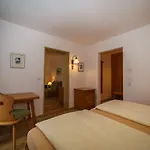 Parkhotel Sonnenhof فندق