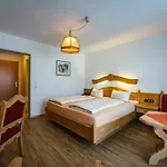 Parkhotel Sonnenhof Hotel